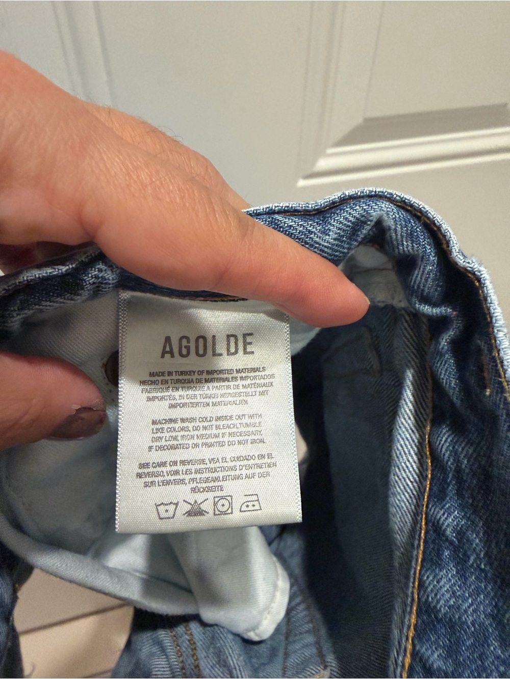 Agolde Riley Shorts - Picture 6 of 8